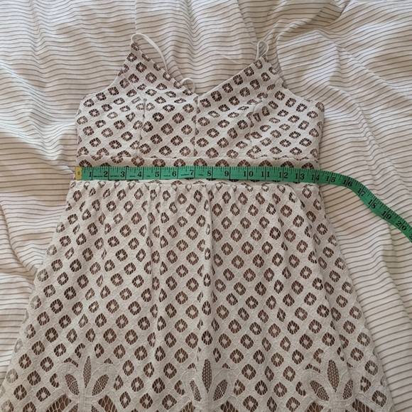 Dex white lace summer dress - Picture 4 of 10